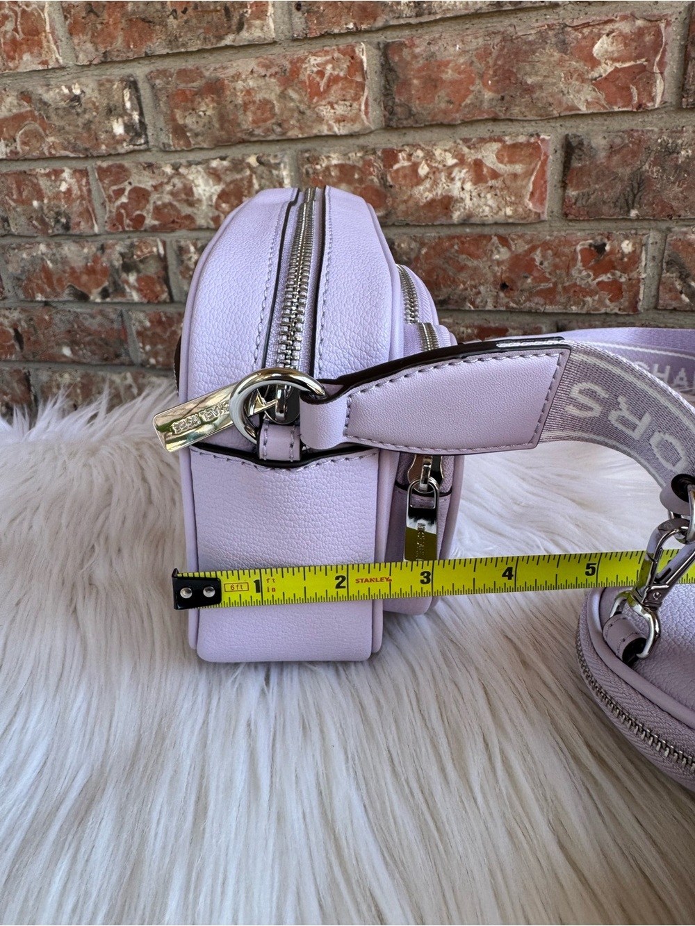 Michael Kors Lilac Leather Crossbody Camera Bag with Matching Pouches - Picture 6 of 9